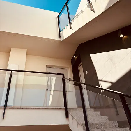 Alicante Jacuzzi Luxury Penthouse With Rooftop Terrace
